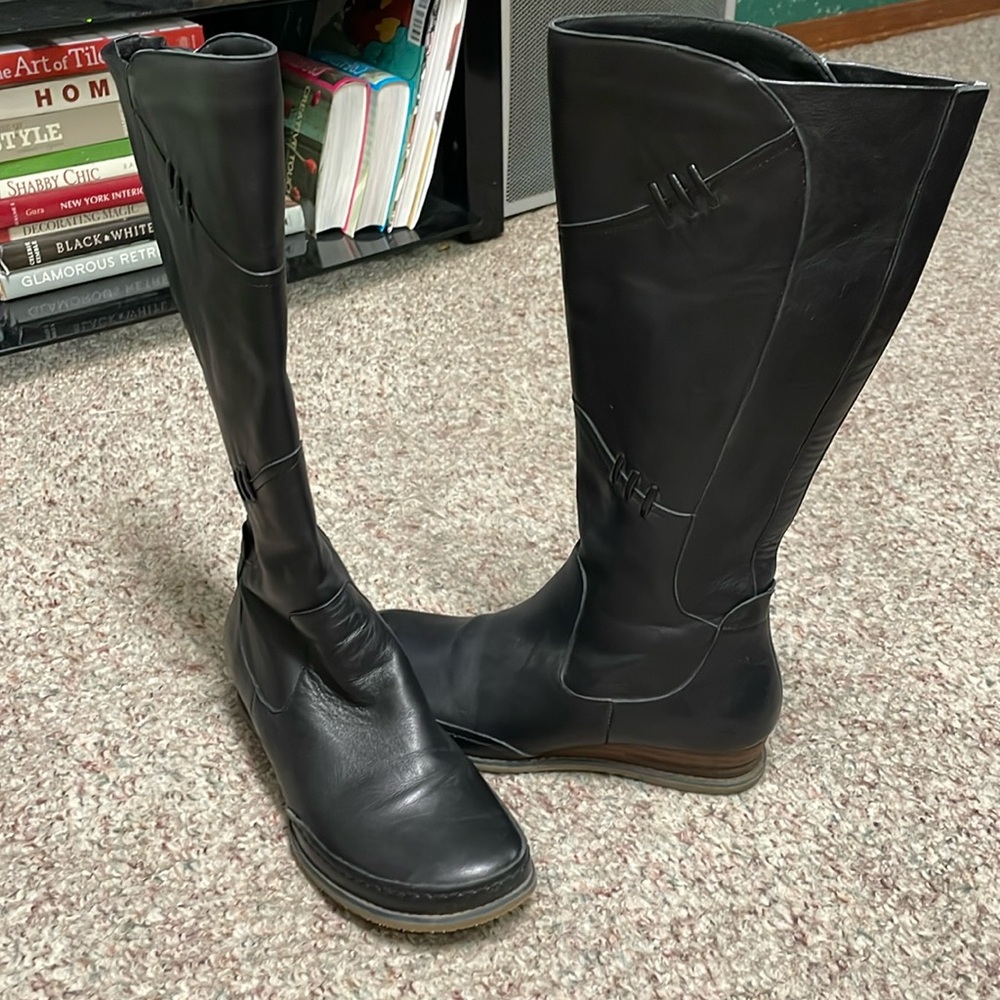 Miz mooz priya leather wedge heel boots- like new